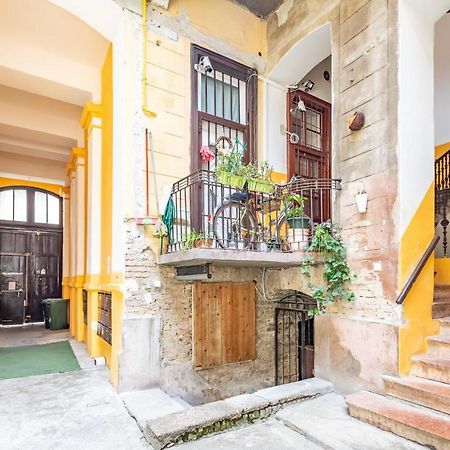 Simple And Central A C Home Budapest Exterior foto