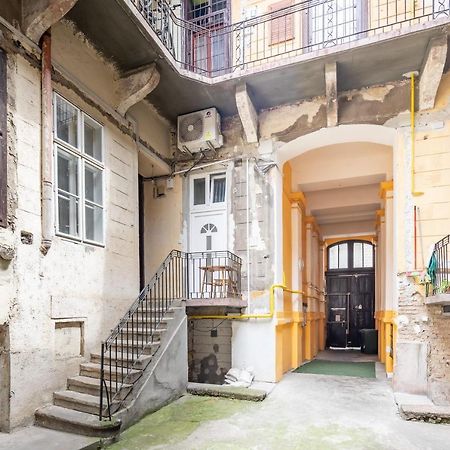 Simple And Central A C Home Budapest Exterior foto